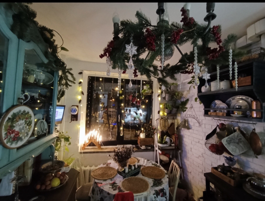 Моя новогодняя кухня радовала нас весь декабрь и январь