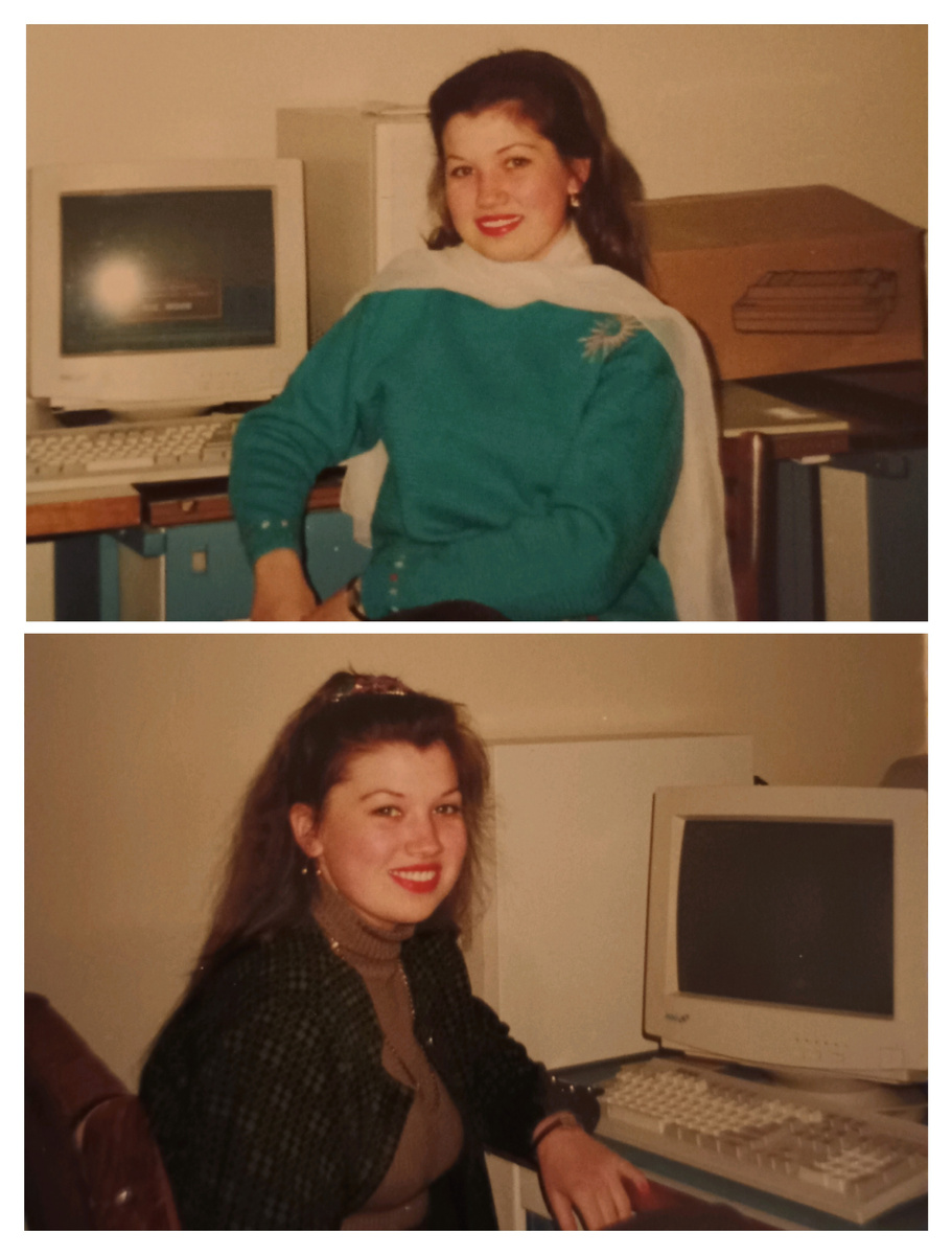 Автор на своей первой работе. Казахстан. Уральск. 1997 г. Бирюзовый свитер связала сама:)