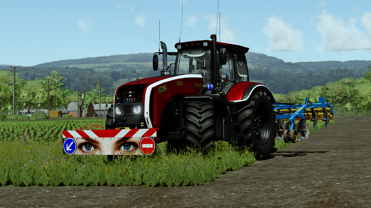 МТЗ 3522 на обработке почвы