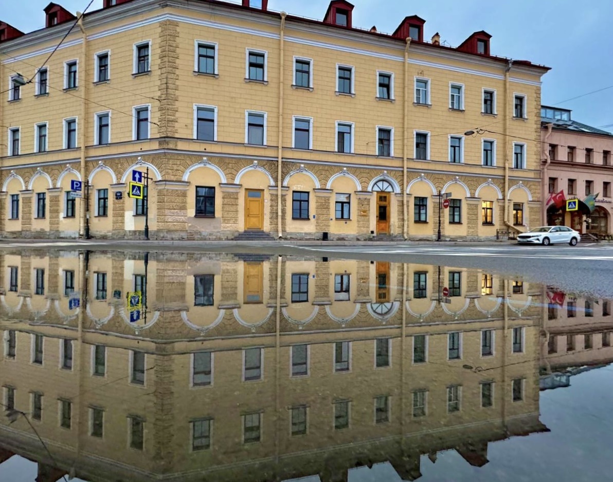 Ищите перспективу, отражения, блики, геометрию везде