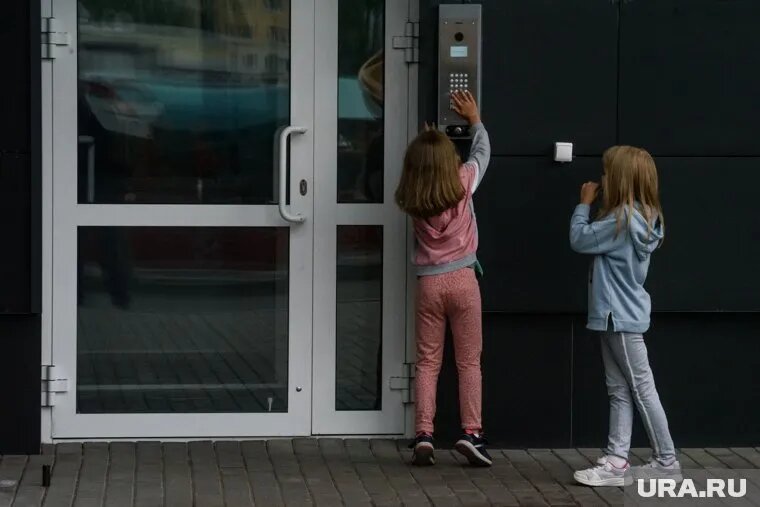 Покупка квартиры стала для многих недоступной роскошью. Фото: Илья Московец © URA.RU