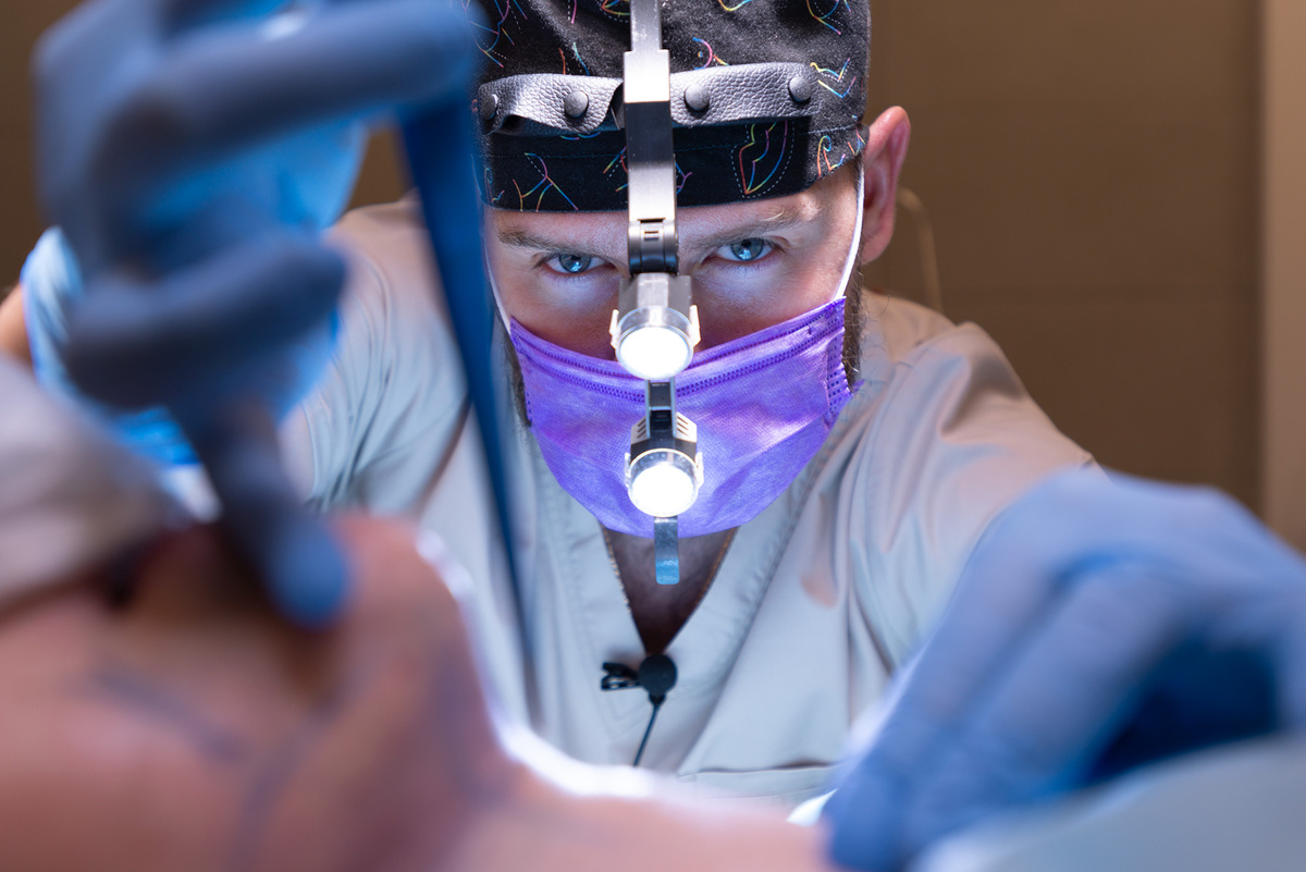 Ваше лицо в надежжных руках 