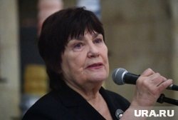    Гущиной поставлен диагноз инфекционный правосторонний нефрит