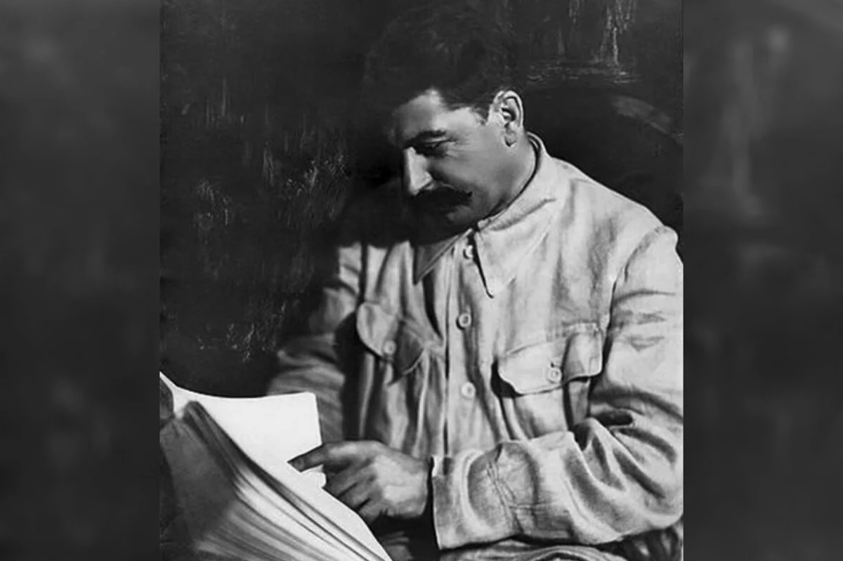 Иосиф Сталин