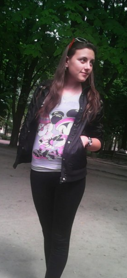 Спасённая девушка