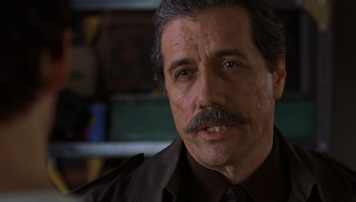 Пролистните изображение, чтобы увидеть следующий кадр из фильма «Сплетня» (2000)