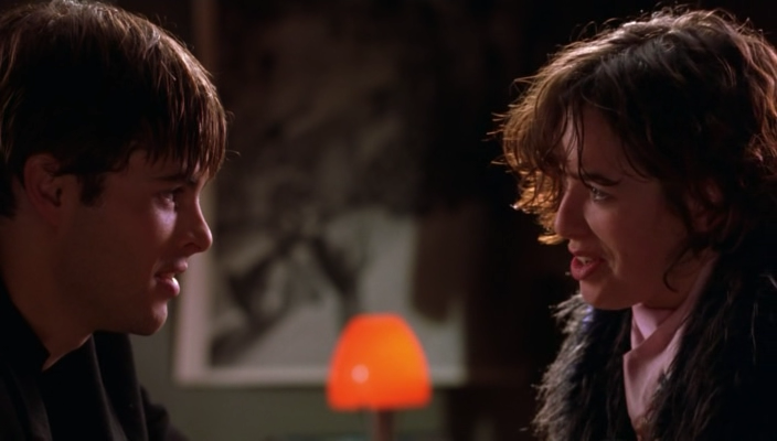 Пролистните изображение, чтобы увидеть следующий кадр из фильма «Сплетня» (2000)