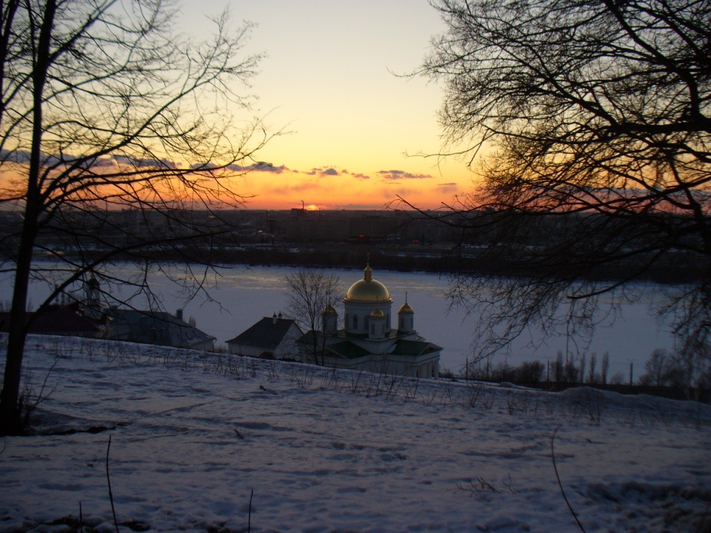 Зимний закат над Окой