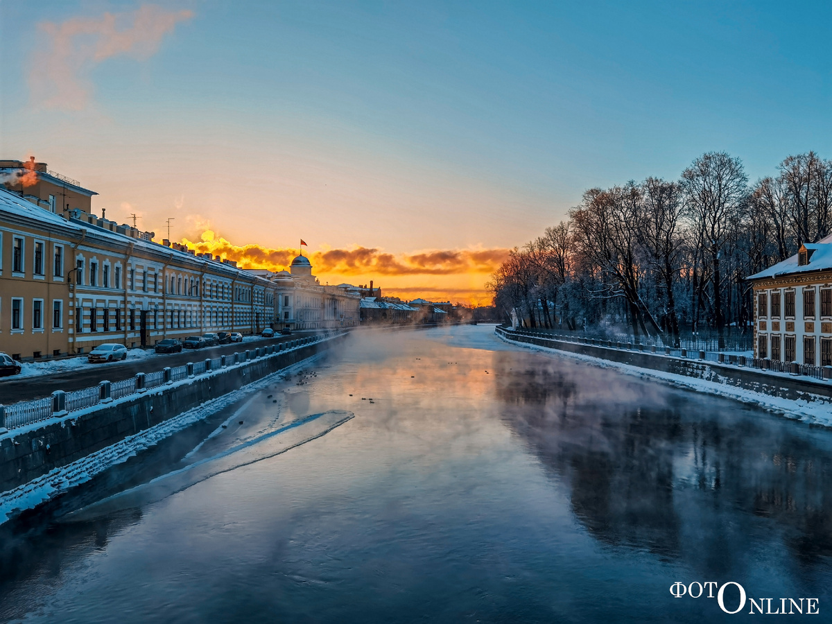 листайте вправо