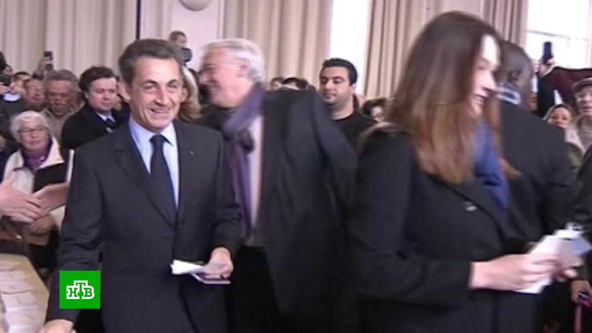    Суд приговорил Саркози к 6 месяцам тюрьмы