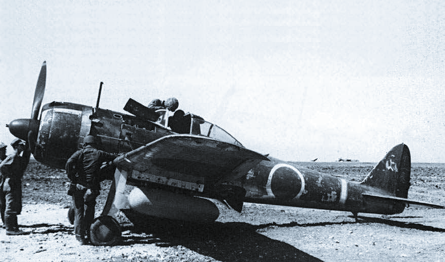 Японский истребитель Nakajima Ki-43 Hayabusa.