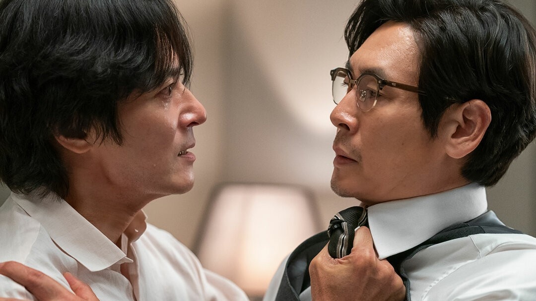 Кадр из фильма «Нормальная семья», 2023 год, режиссер Хо Джин-хо