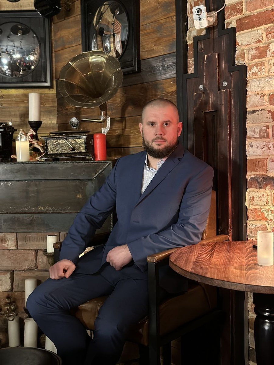 Владислав Недзвецкий — один из основателей арт-пространства «Артель Завидово»