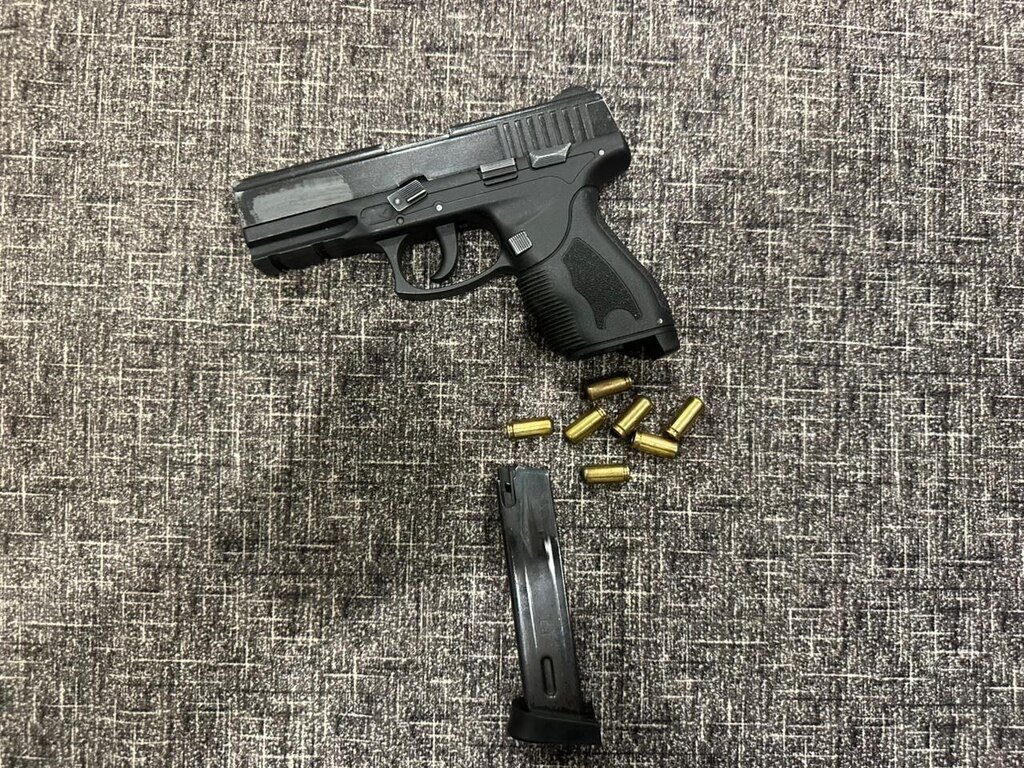    В Оренбурге задержали 21-летнего парня за хранение оружия