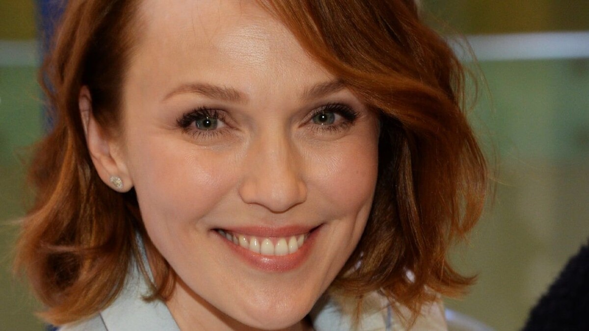 Певица Альбина Джанабаева