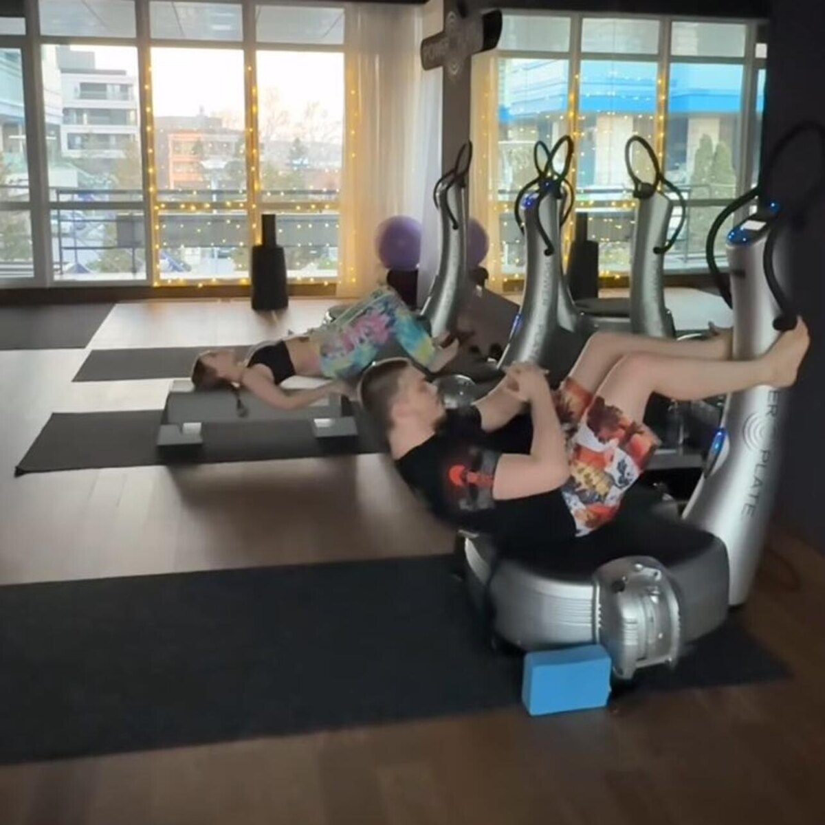    Сын Наташи Королевой с женой Соцсети