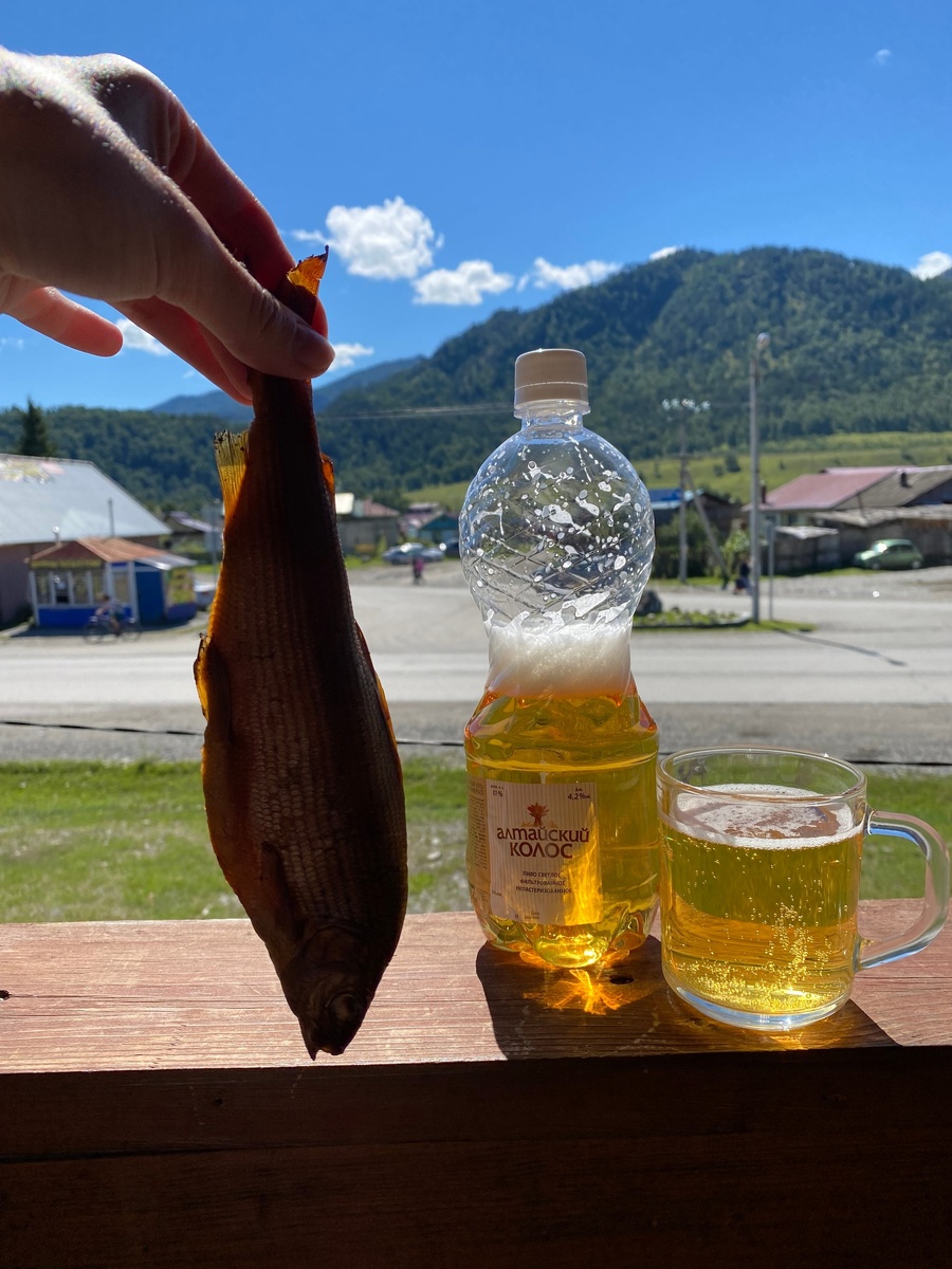 Хариус и местное пиво