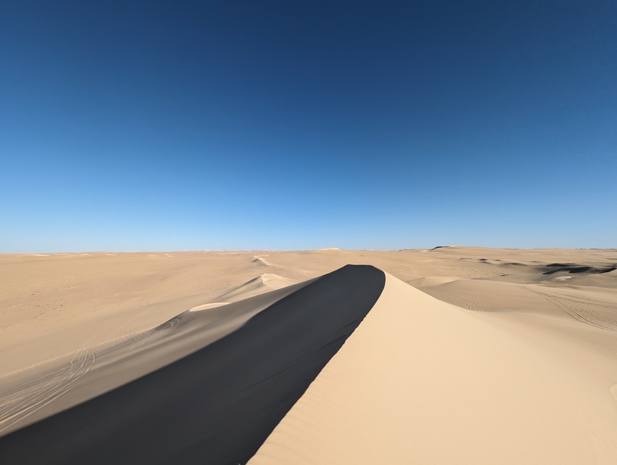 Бескрайняя пустыня
