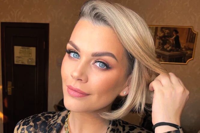 Красивая телеведущая завоевала внимание публики