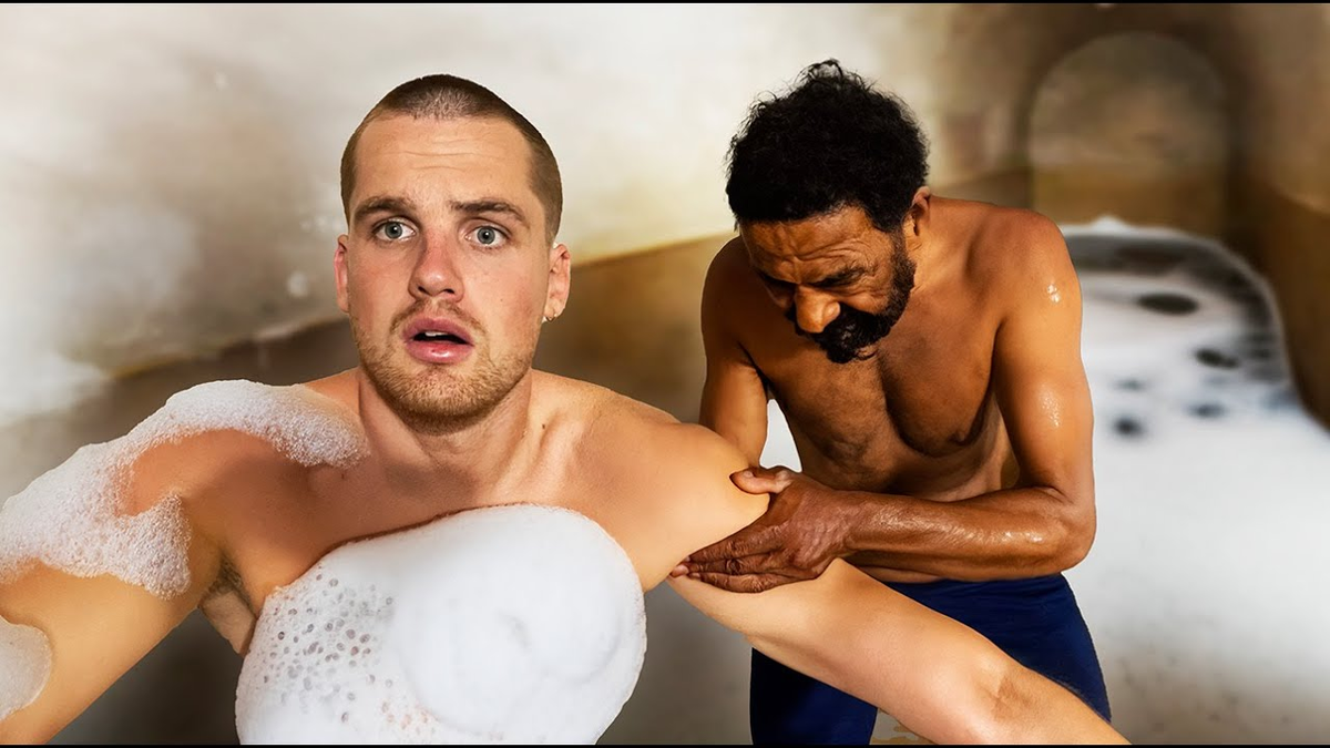 Мужики в хамам