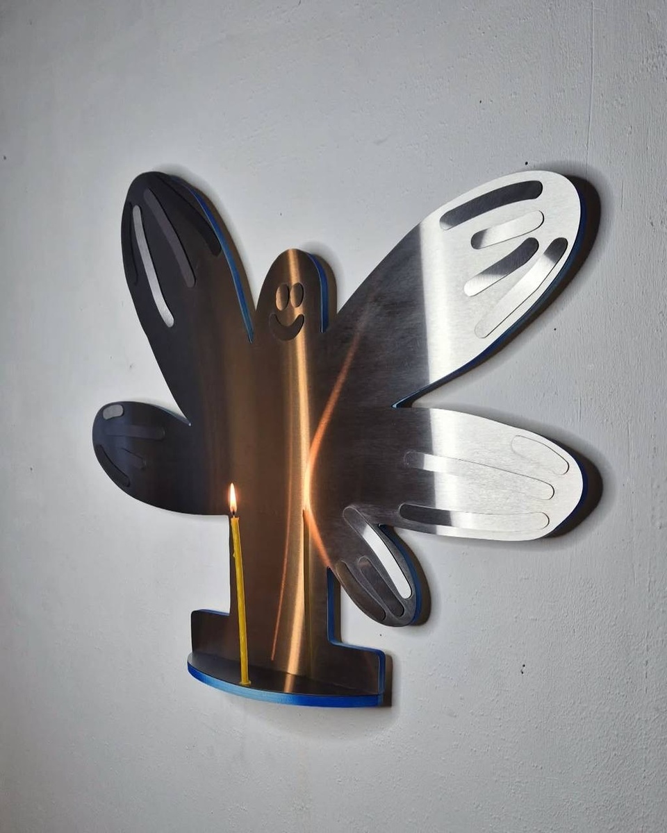 Минимализм и элегантность: Маша Сомик представила подсвечники из дерева и стали  