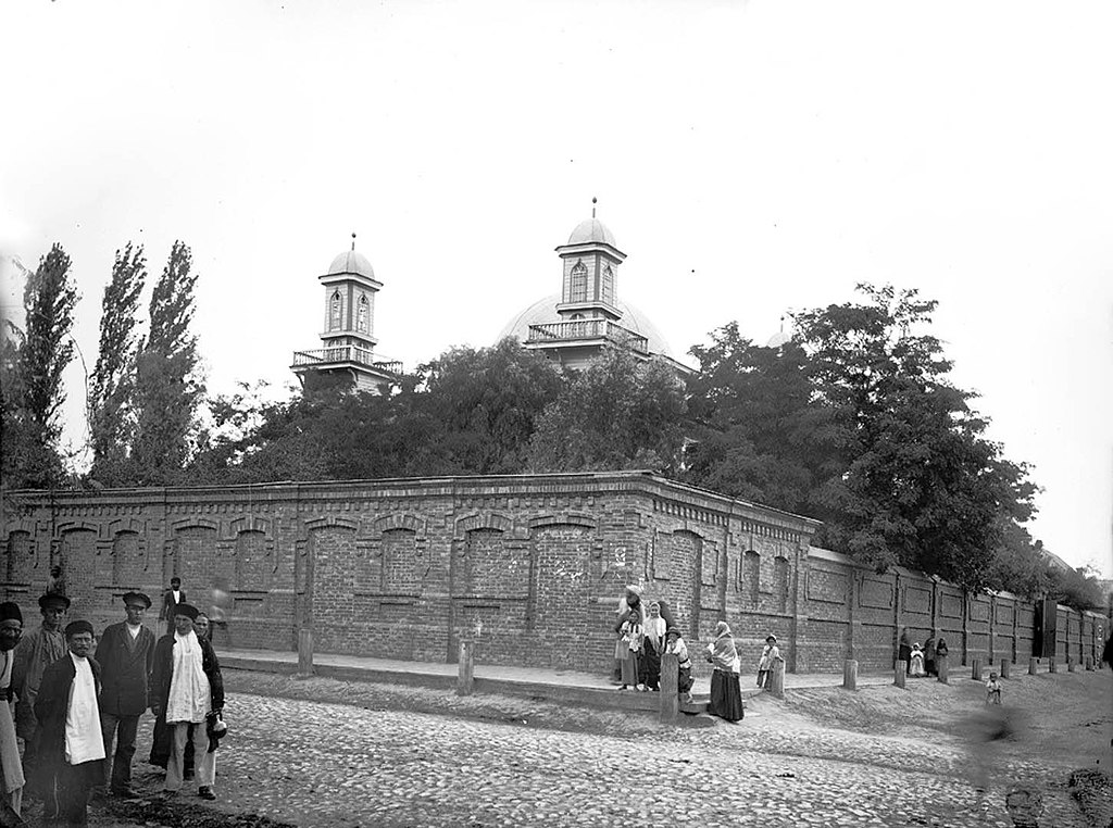 "Персидская" мечеть в Астрахани в 1894 году. 