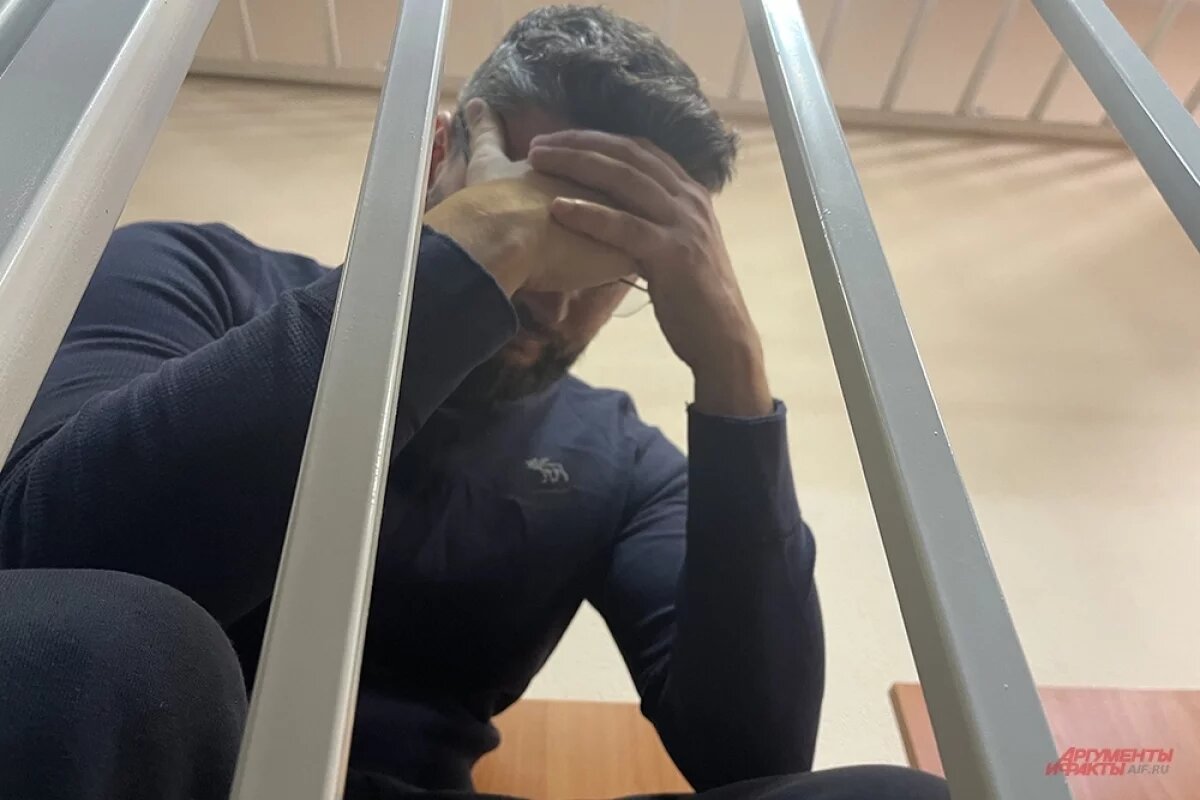    Роман Микоян.