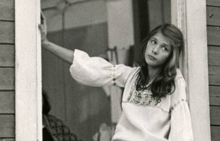 Вера Глаголева долго не могла решить куда поступать после школы./Фото: woman.ru