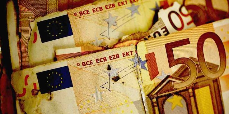 Что делать с рваными, порванными или поврежденными деньгами