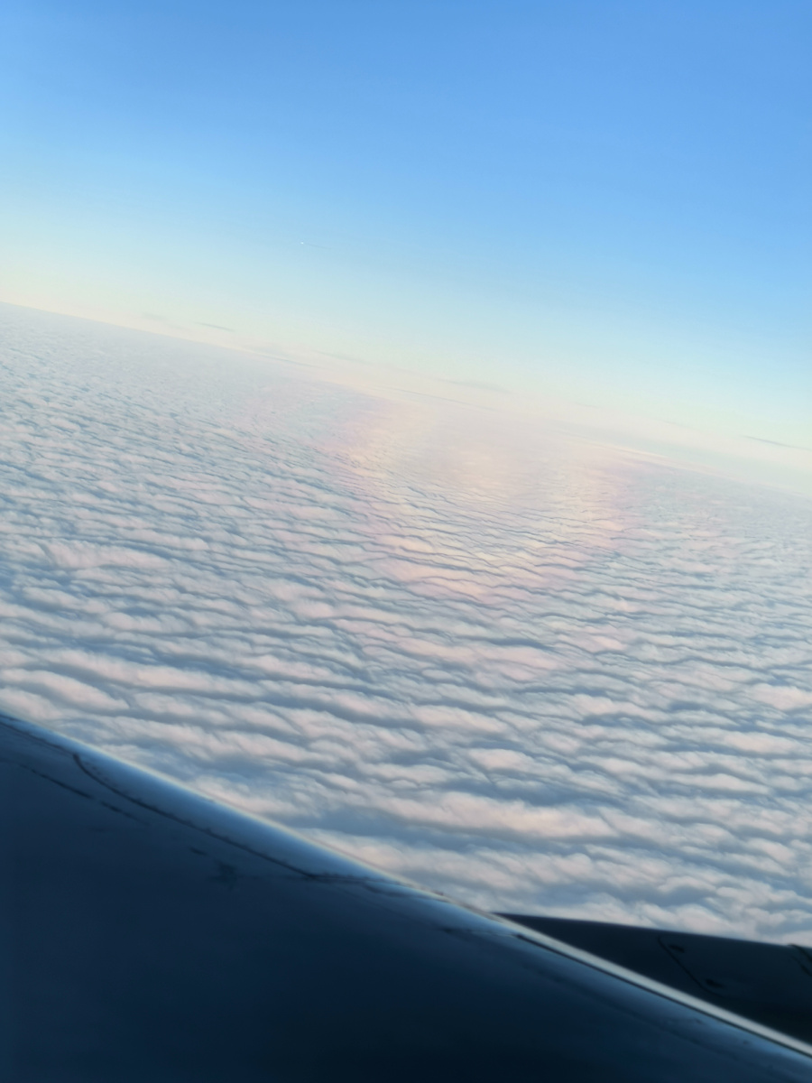 А у нас за окном свое солнце, над "снегом"