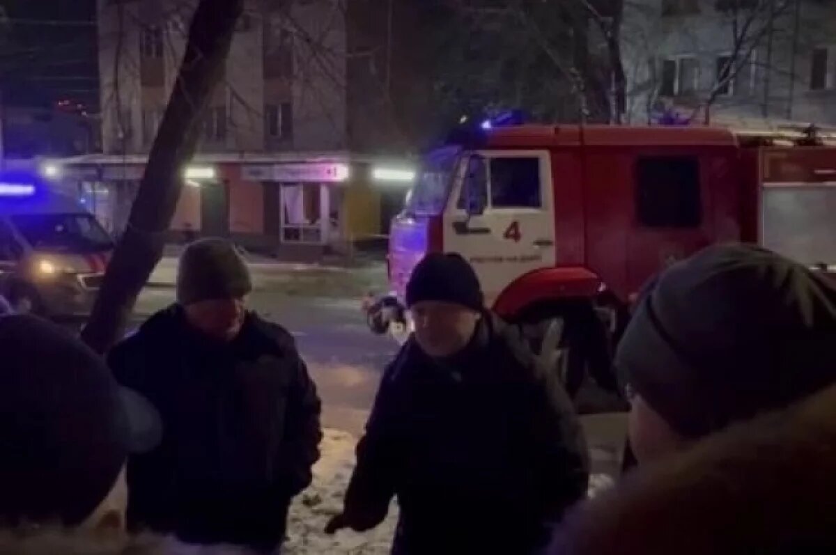    Из-за удара БПЛА в Ростове повреждены автомобили и 14 домов