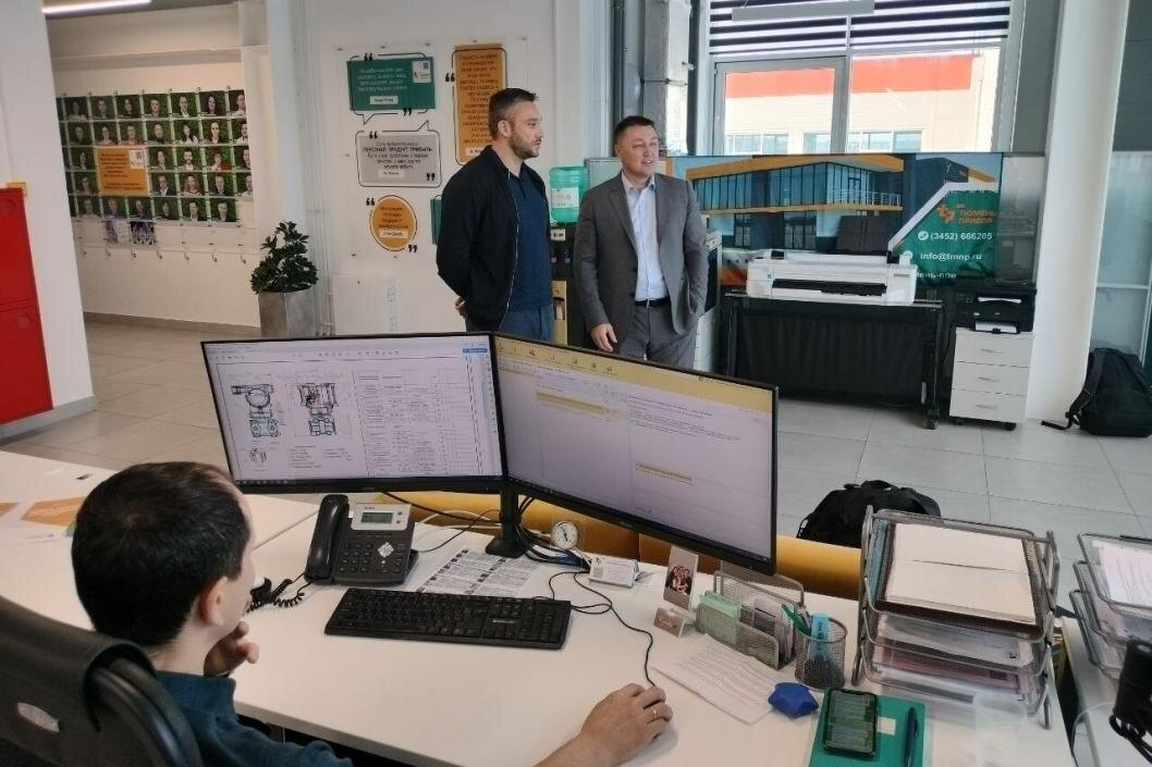  Фото информационного центра правительства Тюменской области