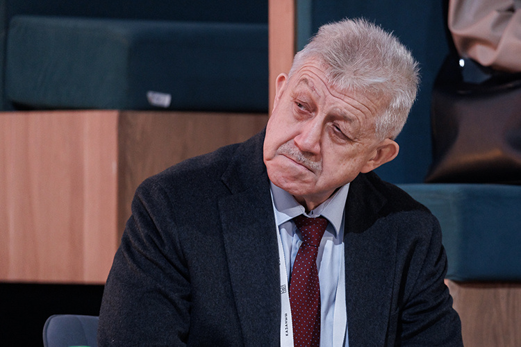    Рашит Низамов: «Даже бразильцы были вчера в КГАСУ и остались в полном восторге от того, что мы даем студентам в Казани»