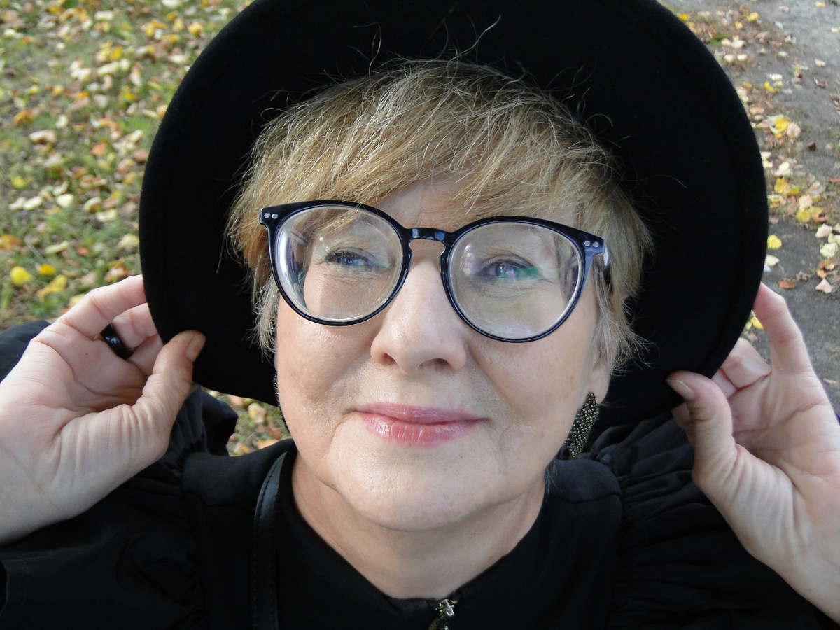 Хорошего настроения вам в душу, дорогие мои, коллеги и друзья