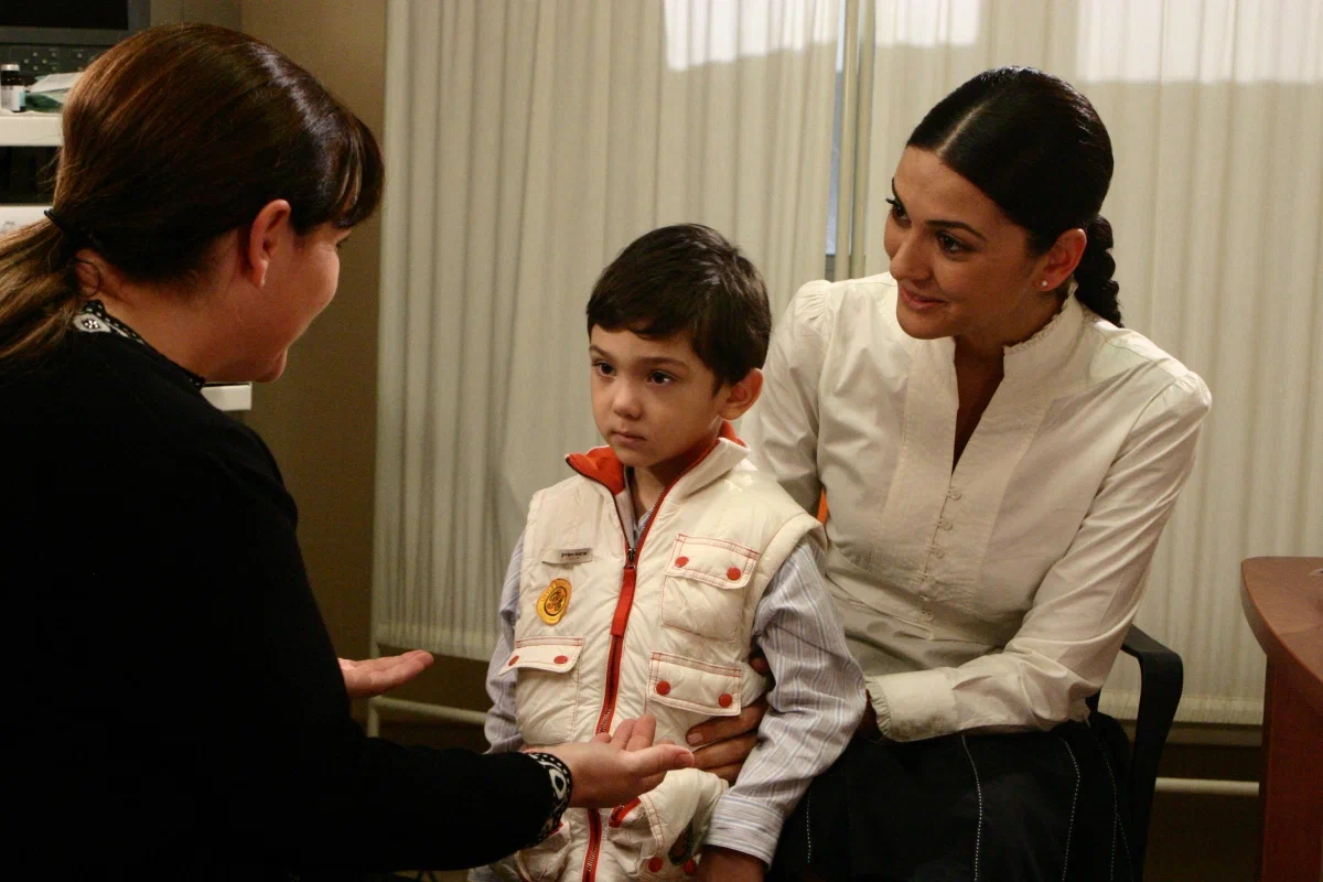 Кадр из сериала "1001 ночь"