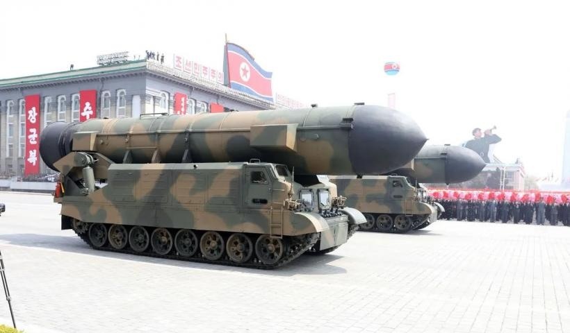    Маленькую страну с большими ракетами просто так не подчинить своей воле, КНДР - не Дания