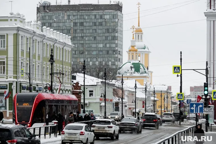 Трамвай оформлен в честь нового звания Перми «Молодежная столица России 2025»
Фото: Руслан Яроцкий © URA.RU