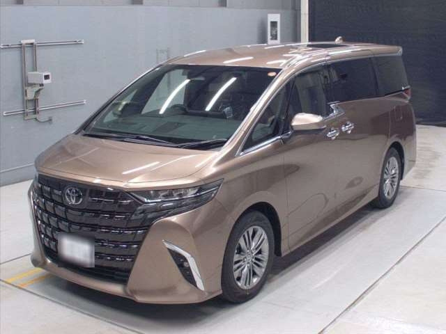 Toyota Alphard 2025 – король минивэнов