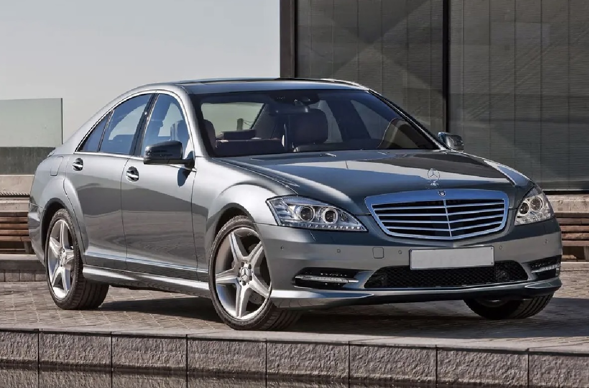 Mercedes S-класса (кузов W221)