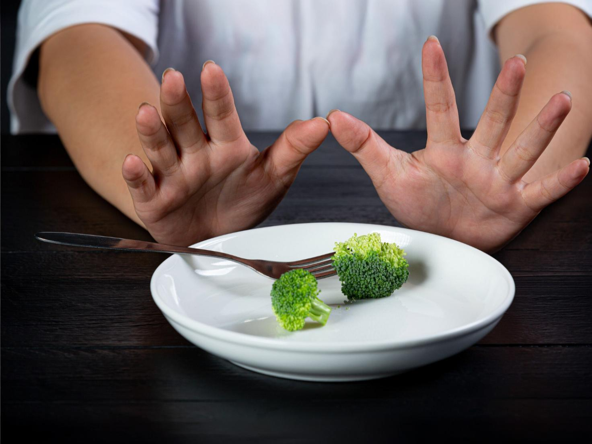 Эмоциональное переедание (изображение: freepik.com)