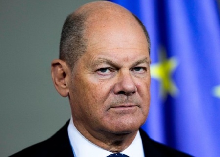    Шольц выразил желание финансировать ВСУ после конфликта и осудил Трампа за желание заполучить природные ресурсы Украины