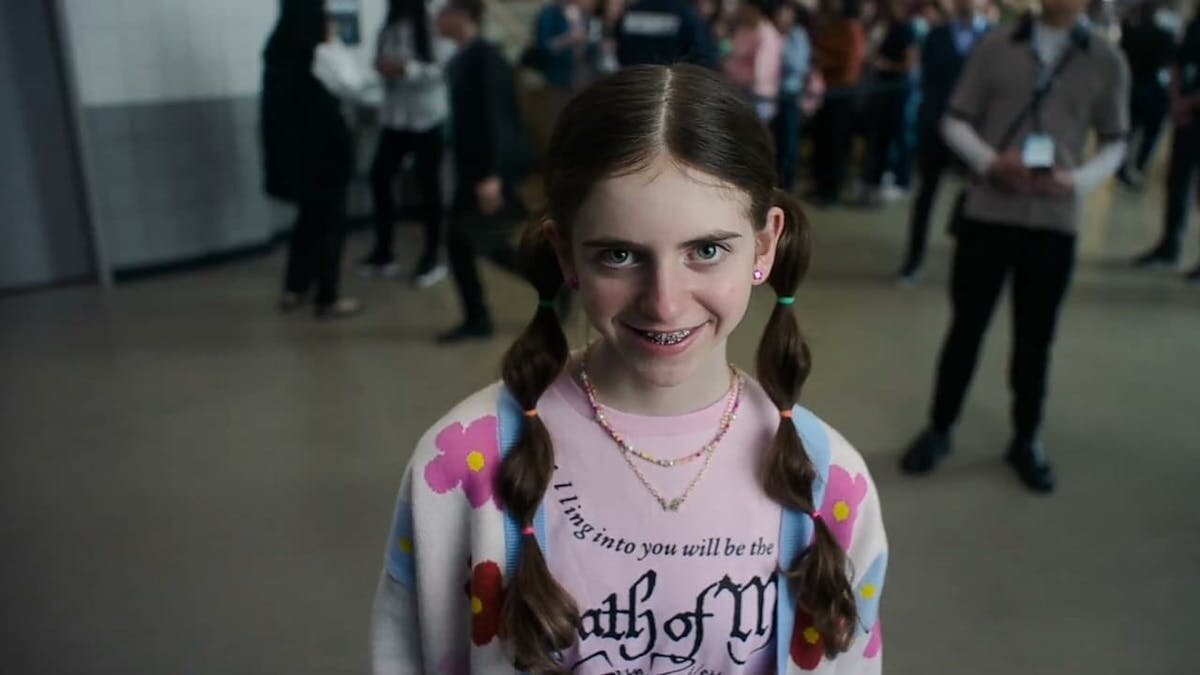 Кадр из фильма "Улыбка 2" (2024)