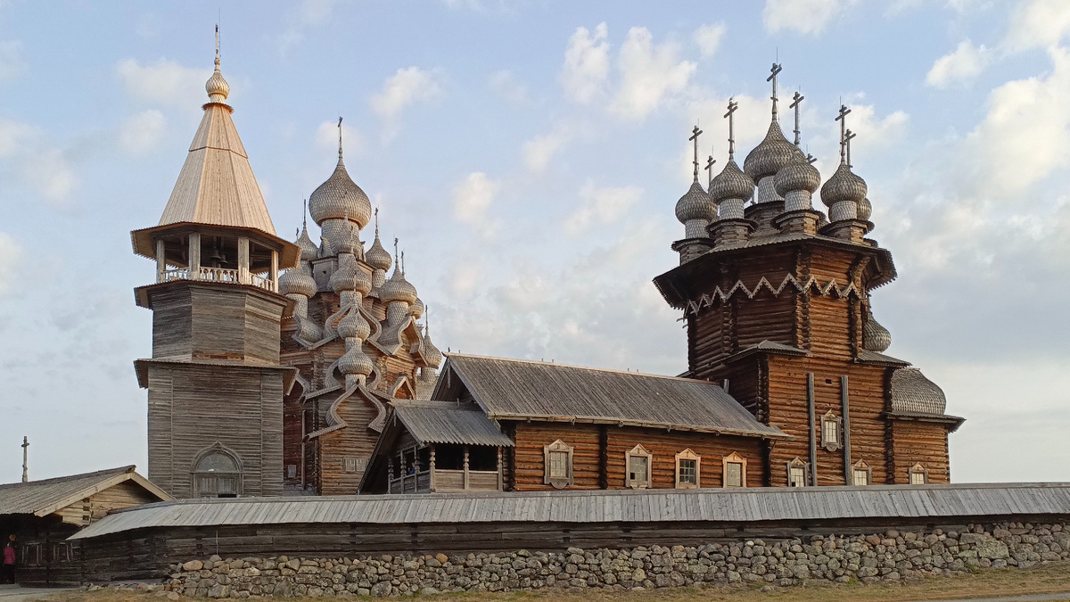 Музей-заповедник "Кижи"