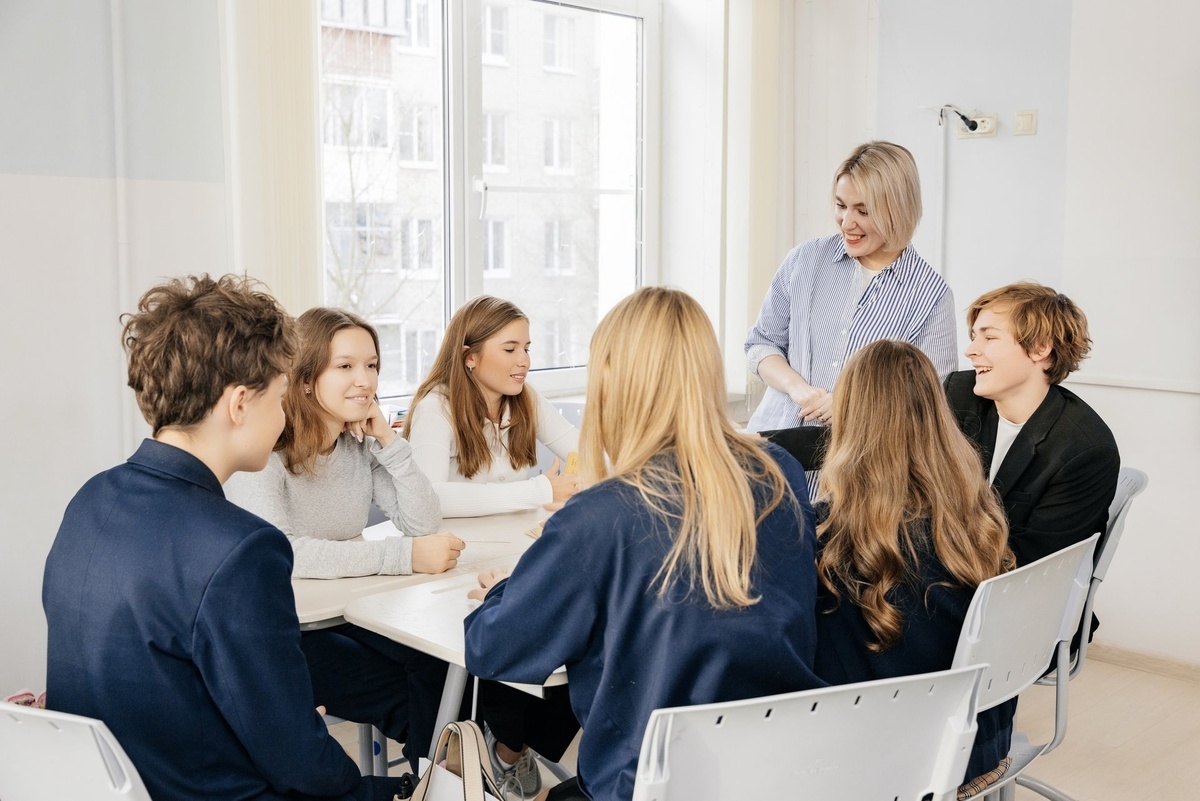 Фото: Ломоносовская школа