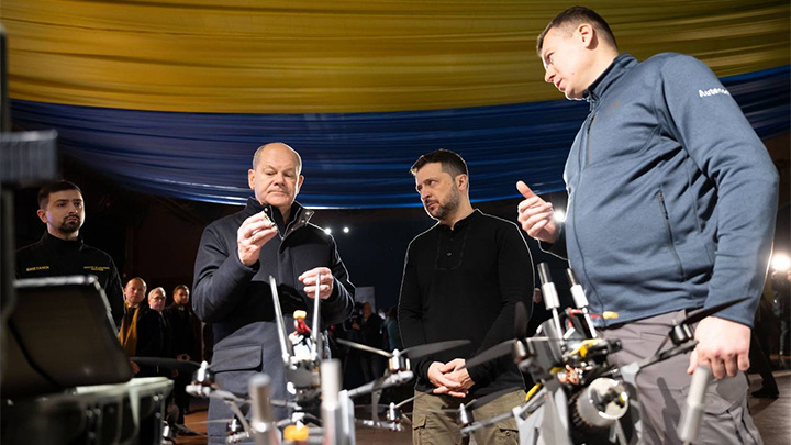    Европейские кукловоды уже готовы откупиться от Украины, ставшей сплошной головной болью для них. Фото: ТГ-канал Zelenskiy official