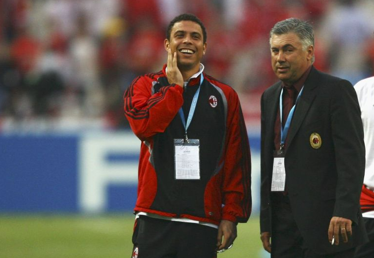 В 2000-х Роналдо играл под началом Карло Анчелотти за "Милан", теперь он хочет сотрудничать с итальянцем как президент CBF. Фото: соцсети