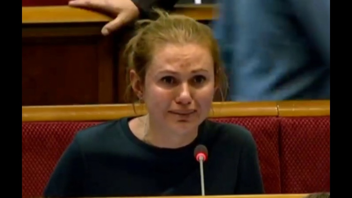 Анна Скороход (смогла выразить мысли вслух больше на фене и матюгами)