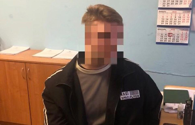 В Твери нашли водителя, устроившего 1 января дрифт вокруг новогодней елки