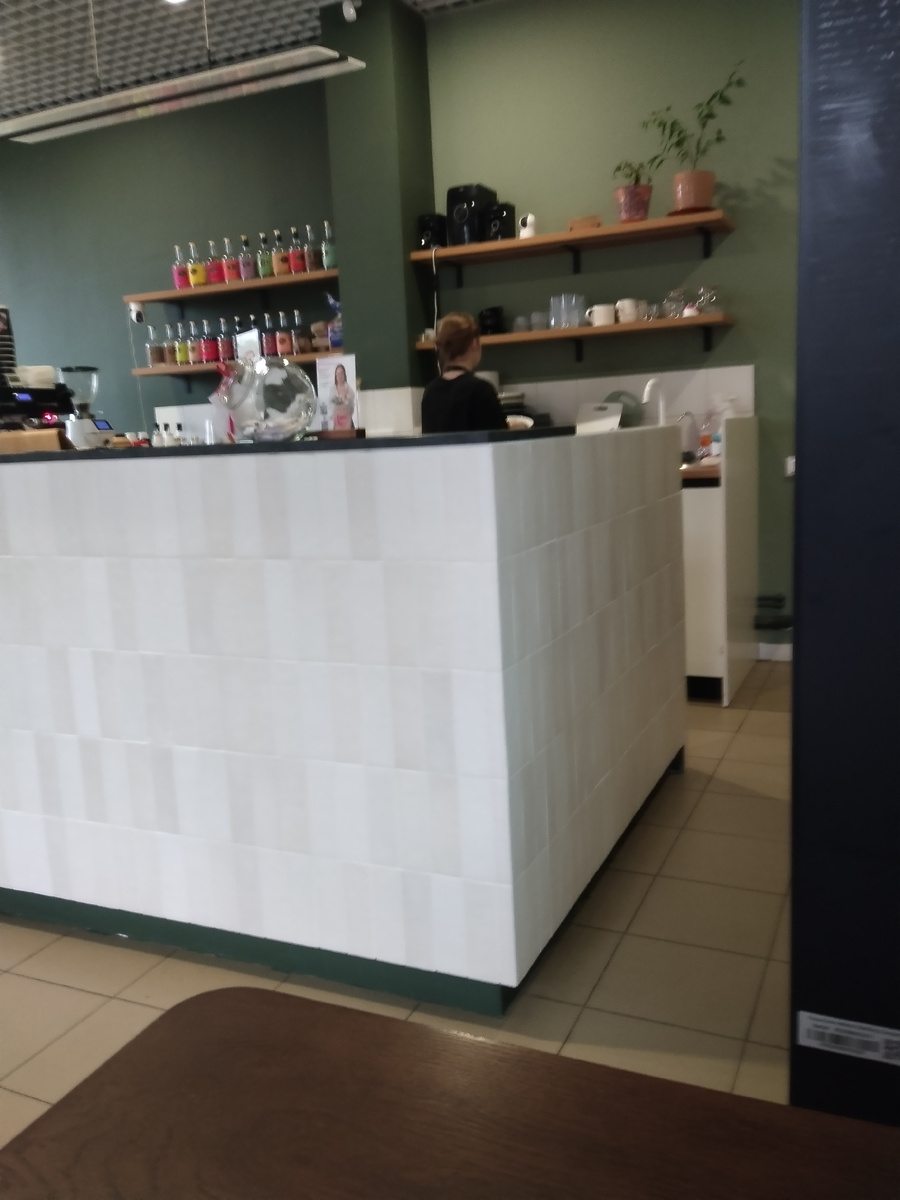 Я в кофейне... Тверь.