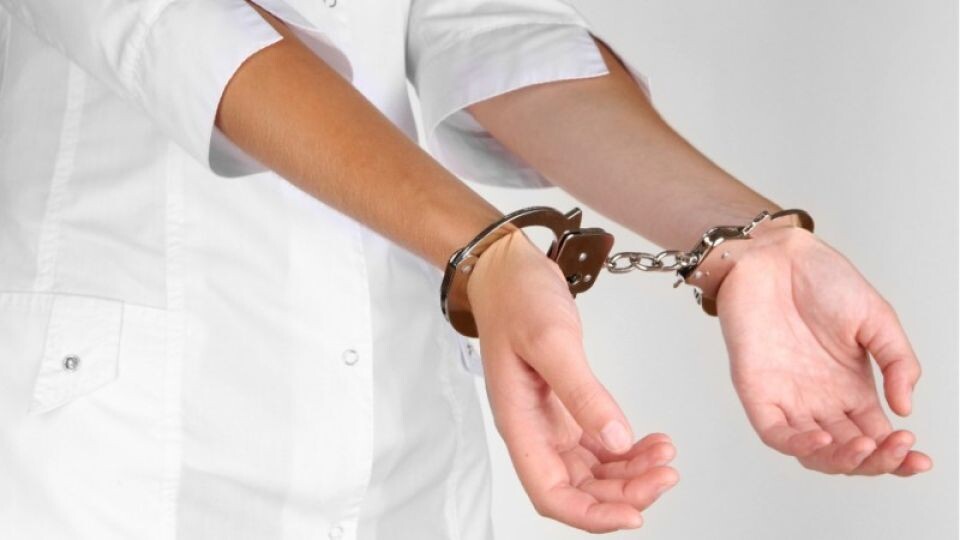    Арест. Наручники.. Источник: pixabay.com